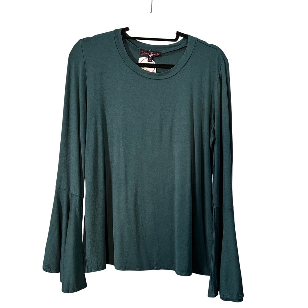 Sheila Rose Long Bell Sleeve Green Top Size Large Preowned with Tags